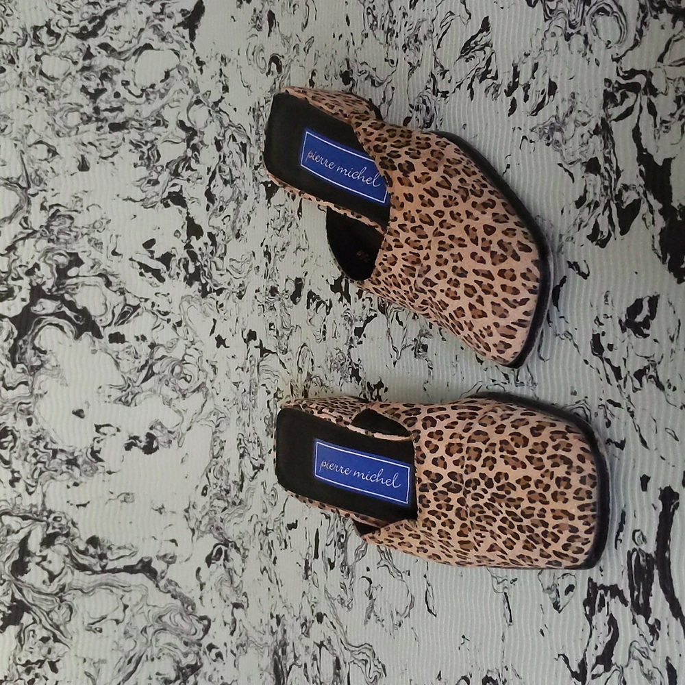 Vintage suede cheetah print mules - Picture 2 of 9